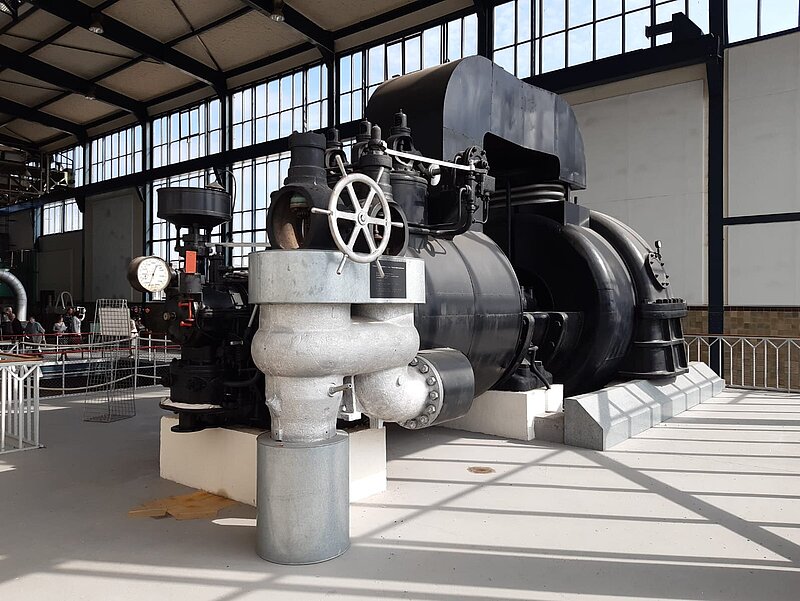 Turbine im ehemaligen Kraftwerk Zschornewitz
