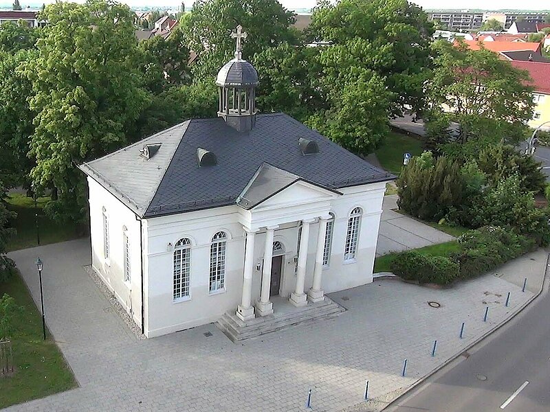 Straßenansicht der Paul-Gerhardt-Kapelle - Luftaufnahme