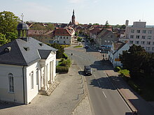 Luftaufnahme Paul-Gerhardt-Kapelle mit Blick Richtung Boulevard und Kirche