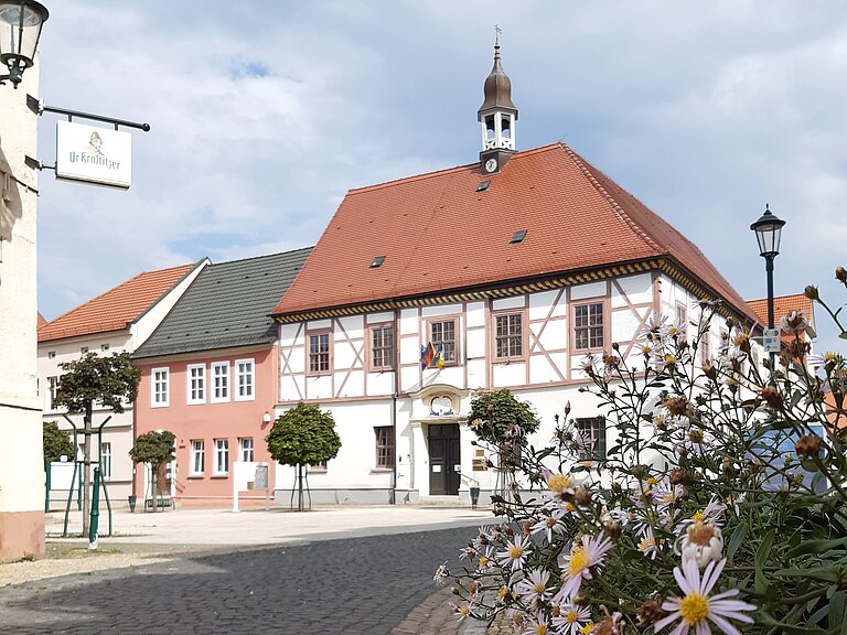 Blick vom Boulevard Richtung Rathaus