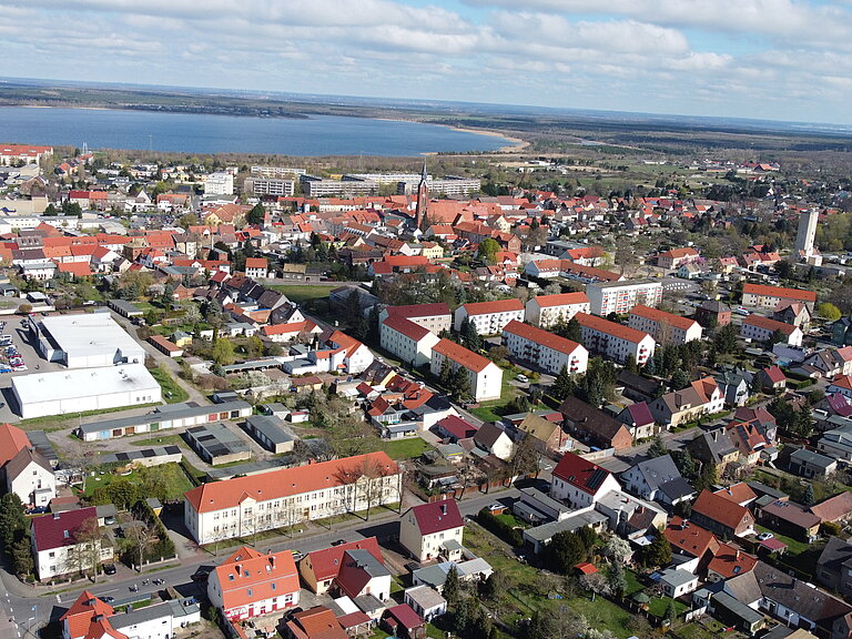 Luftaufnahme Gräfenhainichen und Gremminer See