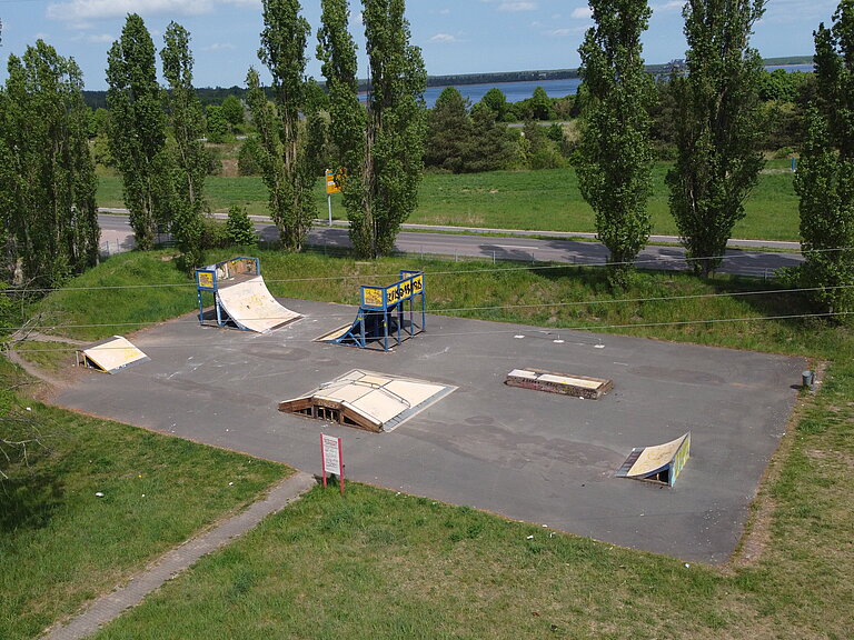 Luftaufnahme Skateranlage