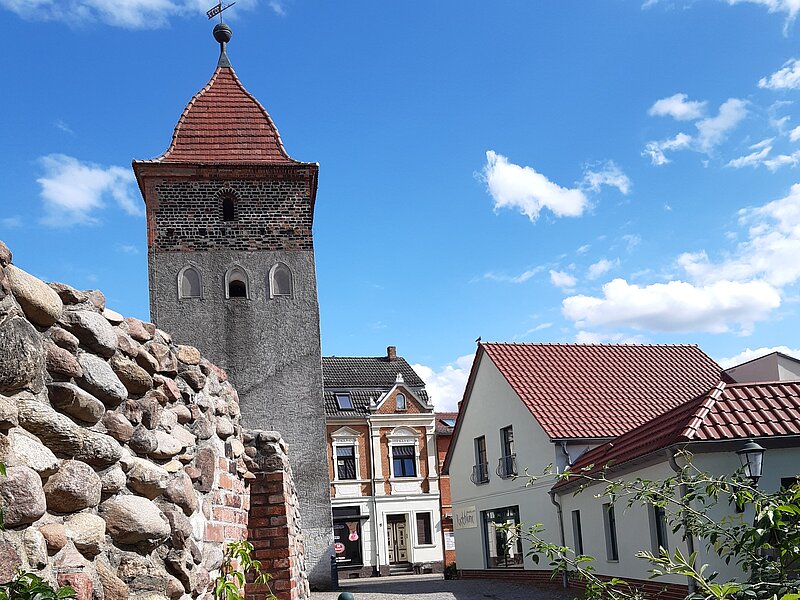 Stadtmauer mit Oberen Stadtturm